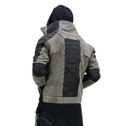 Chaqueta cyberpunk plisada color arena