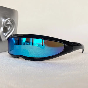 Polarized UV400 techwear glasses in green, blue or red