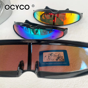 Polarized UV400 techwear glasses in green, blue or red