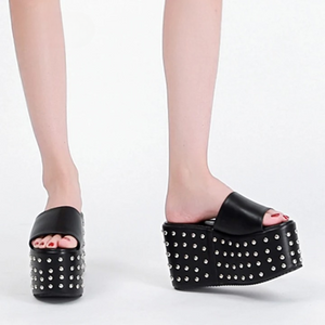 Rivet Chunky Sandals Thick