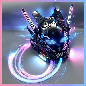 Hełm cyberpunk Screen 01 z różowymi i niebieskimi światłowodami wirującymi wokół podstawy, białe oczy LED