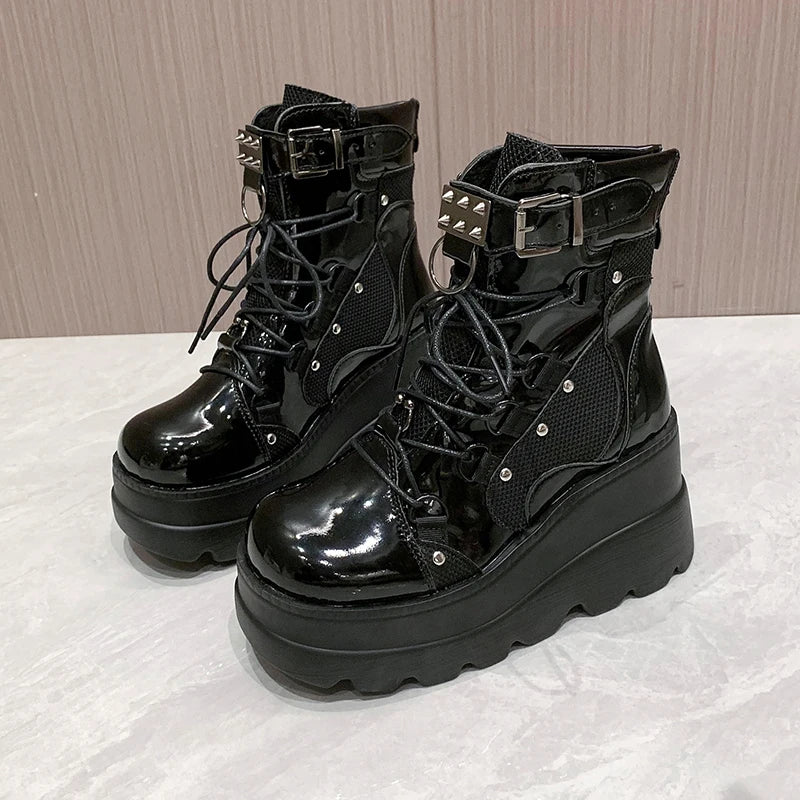 Short black combat 2024 boots