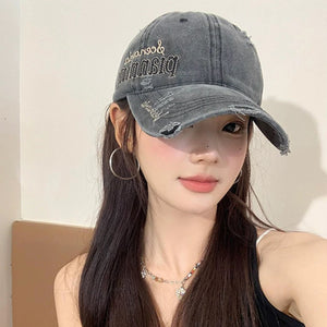 Side Letter Embroidery Y2K Cap