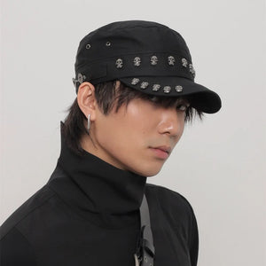 2025 Skull Rivets Vintage Hip Hop Punk Rock Flat Hats Men Women Tactical Techwear Style Flat Cap Casquette Homme