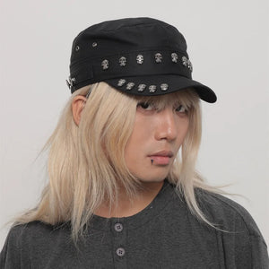 2025 Skull Rivets Vintage Hip Hop Punk Rock Flat Hats Men Women Tactical Techwear Style Flat Cap Casquette Homme