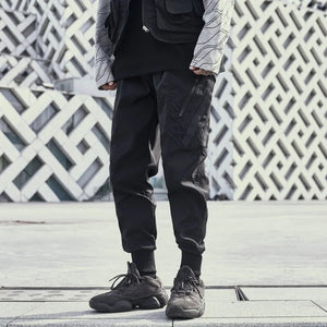 Slant Zipper Pocket Black Pant