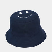 Sombrero de pescador con cara sonriente