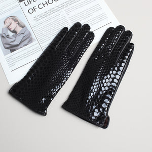 Snakeskin Pattern Techwear Winter Gloves