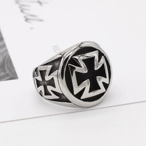 Templar Cross Gothic Ring — photo 3