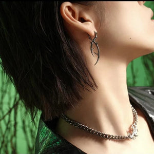 Stainless steel thorn branch earrings on angular hoops