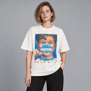Vintage Y2K Graphic Tees White – worn by a woman