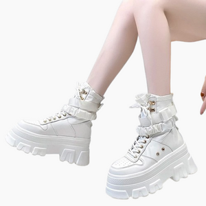 Botas de plataforma góticas blancas