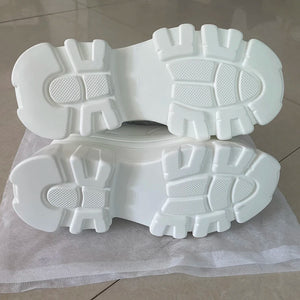 Botas de plataforma góticas blancas