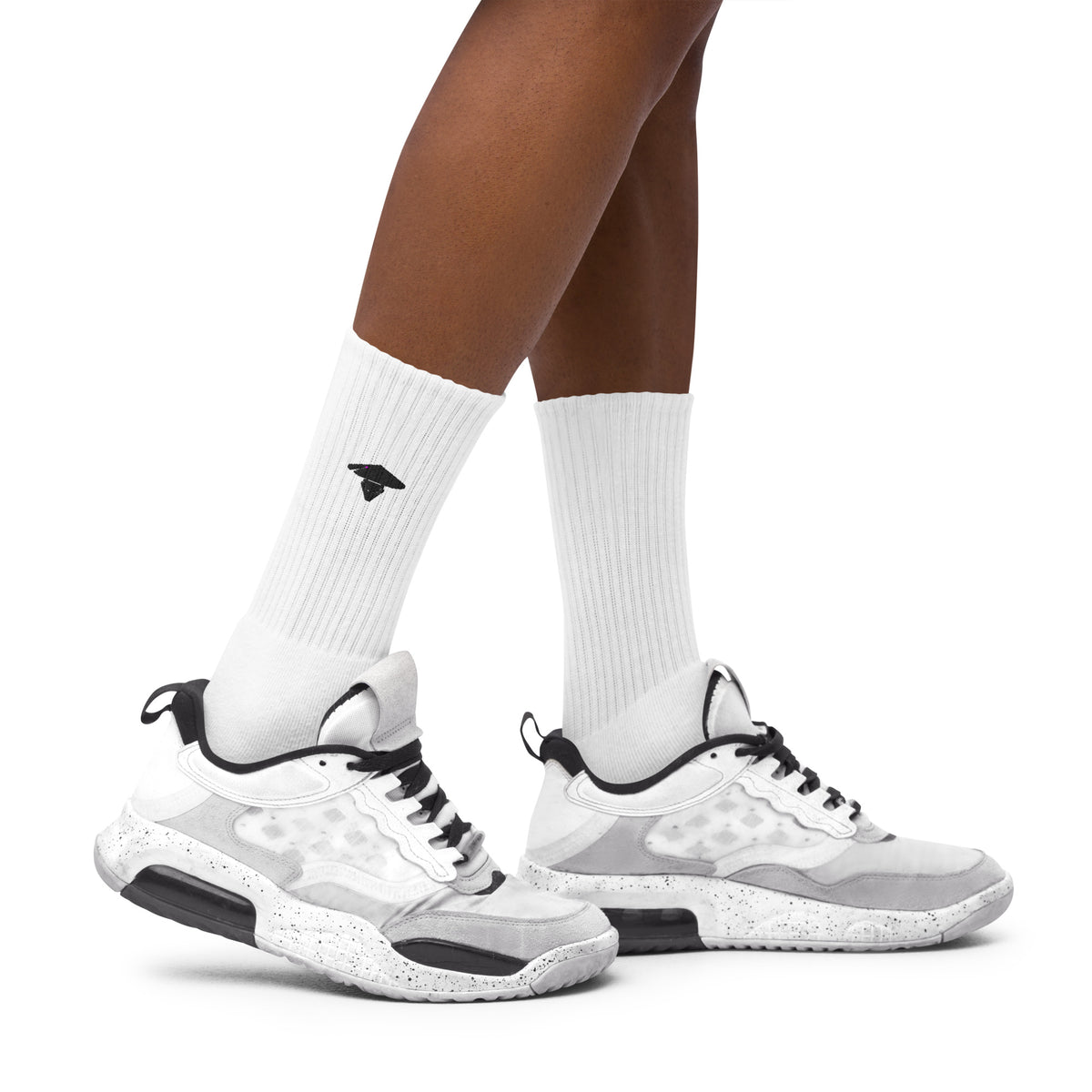 Loading image: White Socks Ninja