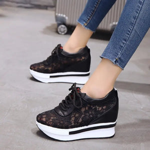 Women Platform Sneakers Black