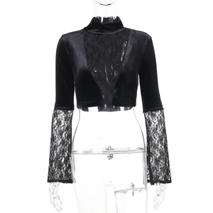 Women's black long sleeve crop top