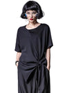 Women's Black Pleated T-shirt with Short Sleeves Fashion