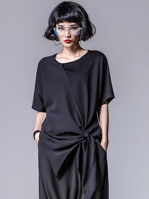 Women's Black Pleated T-shirt with Short Sleeves Fashion