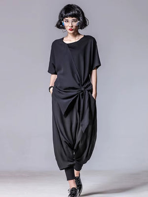 Women's Black Pleated T-shirt with Short Sleeves Fashion