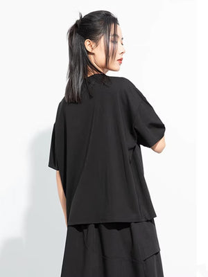 Women's Black Zipper T-shirt with Round Neck