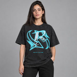 Y2K Baggy Shirt – worn by a woman