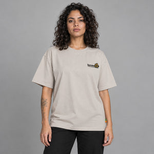 Y2K Floral T-Shirt Oversize – worn by a woman