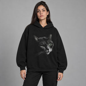 Y2K hoodie med dyretryk – båret af en kvinde