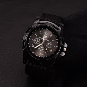 Montre militaire Techwear