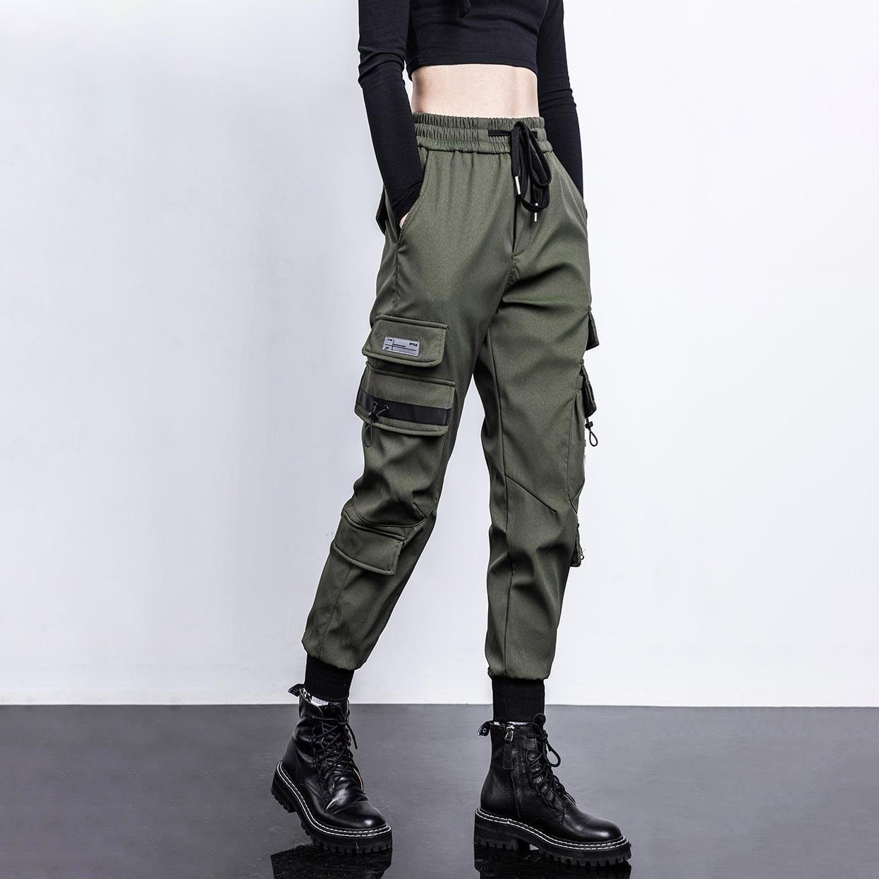 Buy WDIRARA Women's Camo Print Cargo Jeans High Waist Wide Leg Denim Army  Pants, Army Green Camo, Medium at Amazon.in