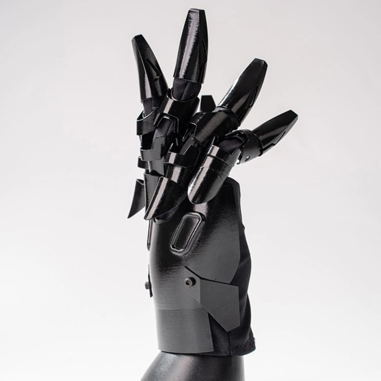 Niepce Cyber Utility Tactical Techwear Gloves – Black Streetwear Shooting Gloves
