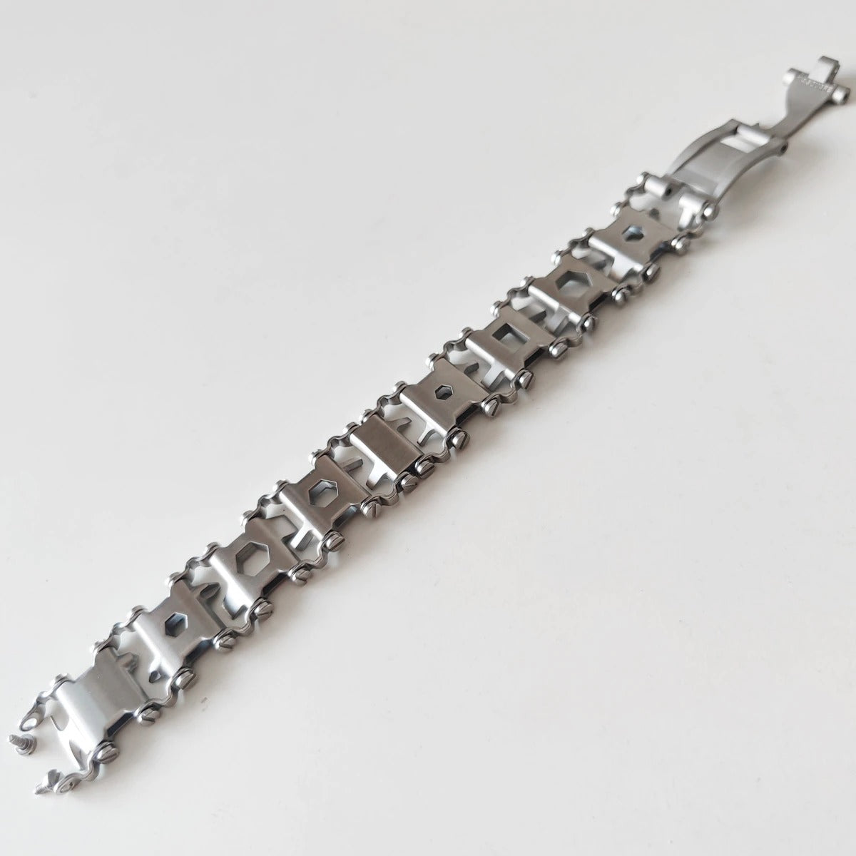 Multitool Bracelet Stainless Steel, Multi Tool Bracelet for Men Outdoor  Travel Watch Strap - Walmart.com