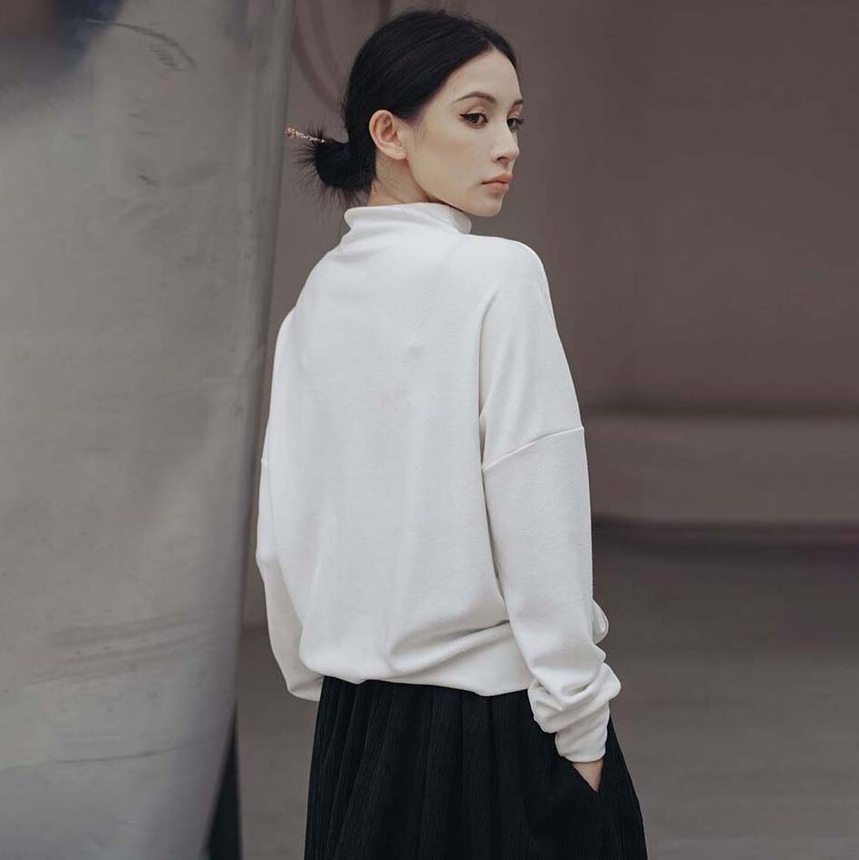 White Techwear Sweatshirt | CYBER TECHWEAR®